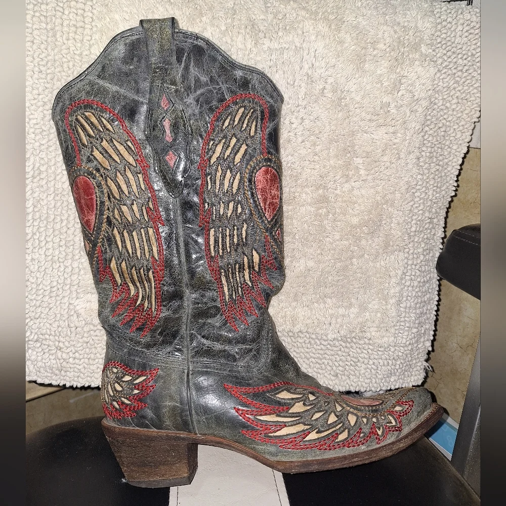 Corral Steel Blue Cowboy Boots with Red and Gray Inlaid Design In A Size 10M. - Picture 10 of 15
